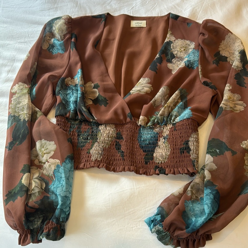 Aritzia brown blouse size small
